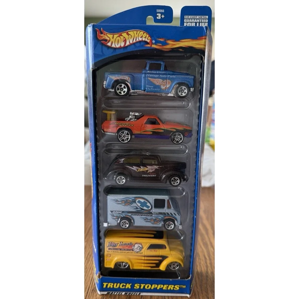 Hot Wheels Gift Pack 5 car Truck Stoppers‎ Die Cast ,1:64,sealed